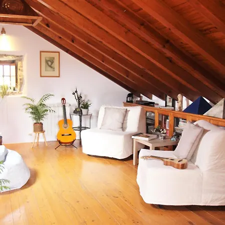 Casa Raiz & Retiro Bed & Breakfast Ferreira do Zezere