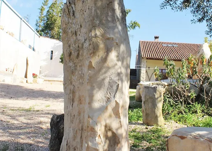 Casa Raiz & Retiro Bed & Breakfast