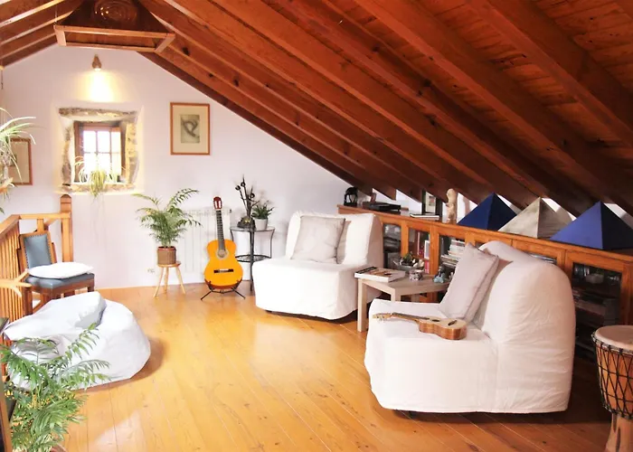 Casa Raiz & Retiro Bed & Breakfast Ferreira do Zêzere