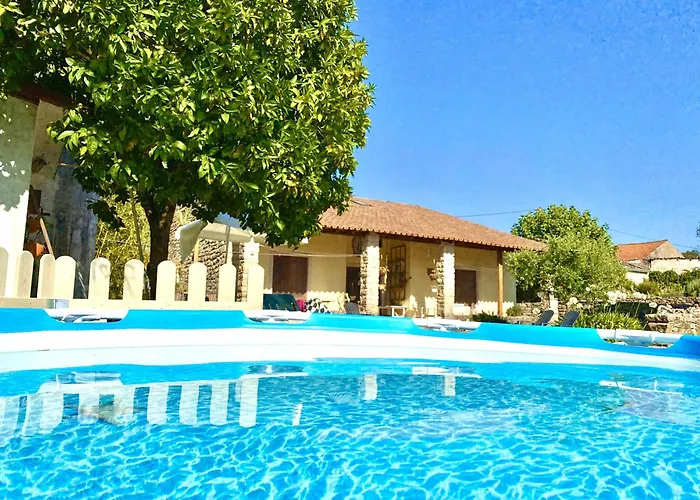 Bed & Breakfast Casa Raiz & Retiro